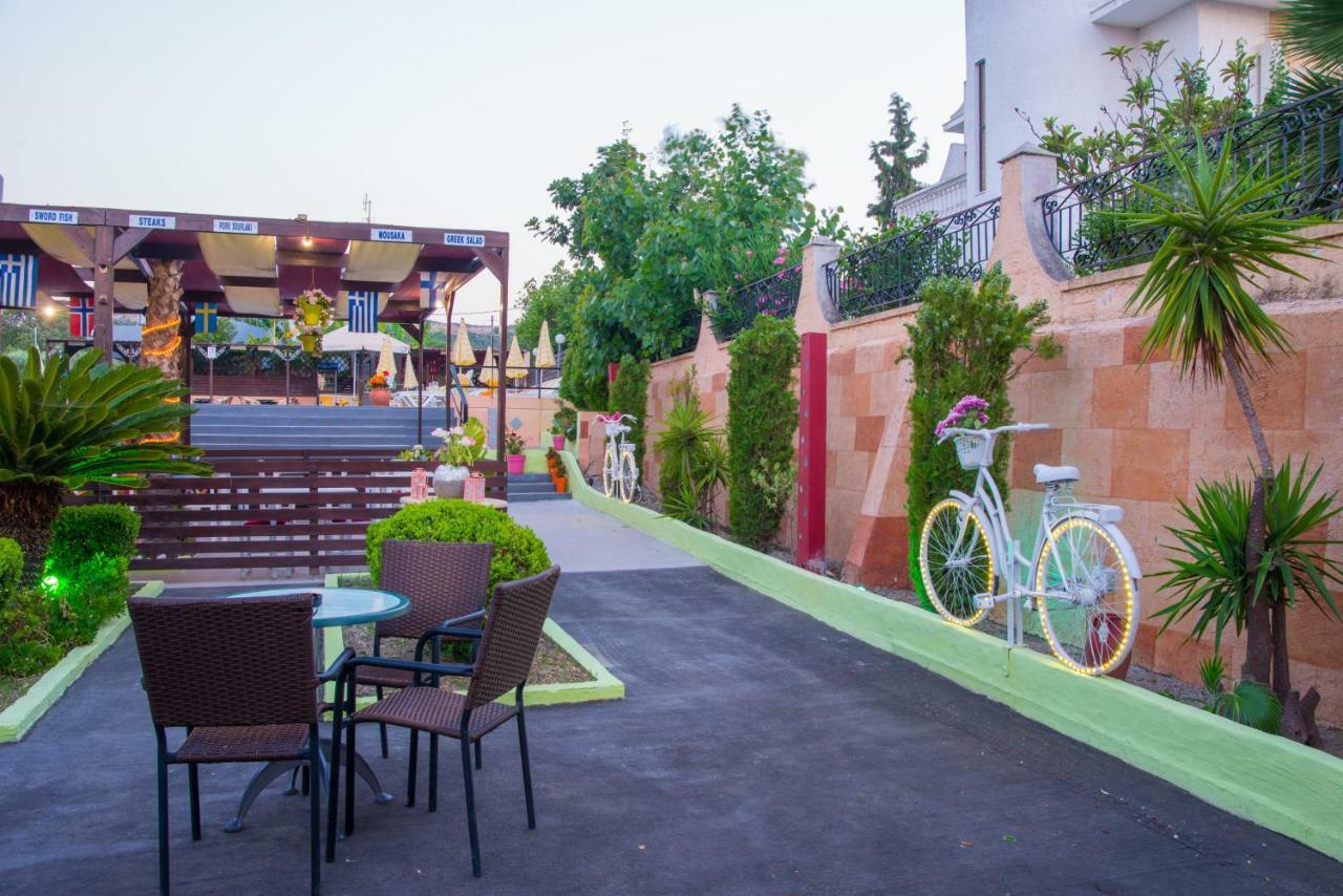 Lisa Hotel Ialysos  Exterior photo