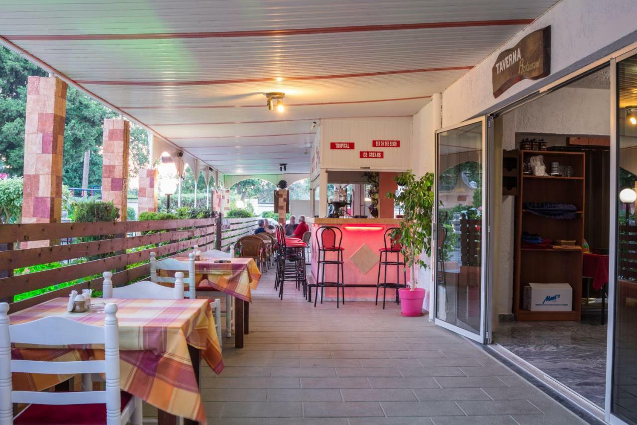 Lisa Hotel Ialysos  Exterior photo